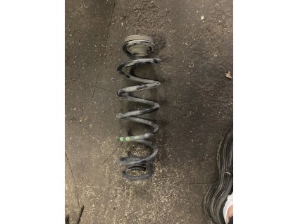 Pružina tlumiče leva zadní Škoda Rapid