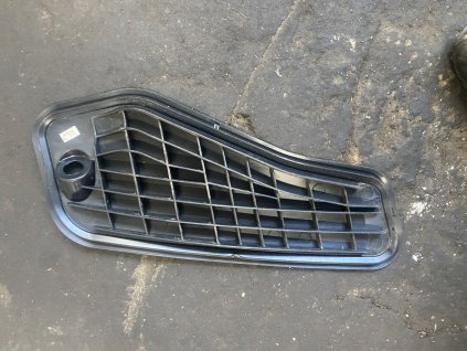 Krytka levá Škoda Octavia III 5E0 839 915 A 5E0839915A