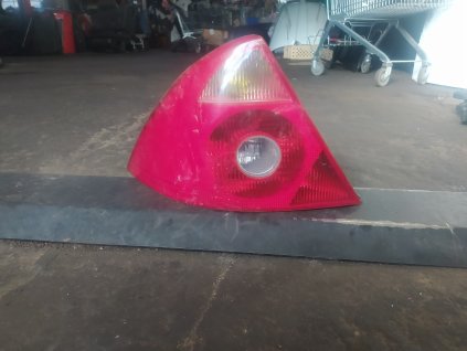 Levé zadní světlo Ford Mondeo mk3 sedan