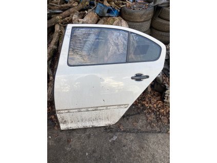 Dveře levé zadní Škoda Octavia 2 hatchback