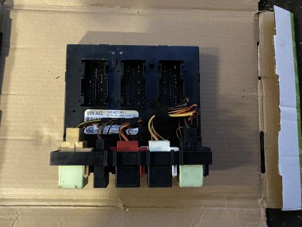 Řídicí jednotka palubní sítě 1K0 937 085 L 1K0937085L