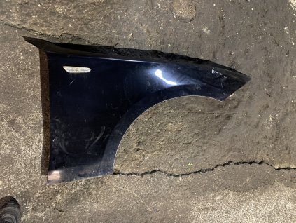 Blatník pravý přední BMW 1