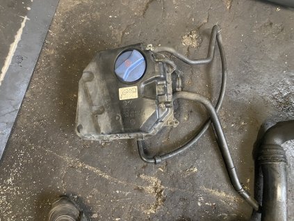 Expanzní nádobka VW Touareg 7L0 121 407 E 7L0121407E