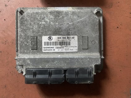 Řídicí jednotka motoru 03E 906 033 AB 03E906033AB