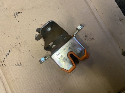 Zámek pátých dveří 6U0 827 505 6U0827505