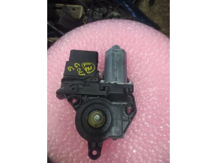 Motorek stahování okna levý zadní VW Golf 6 5K0959703D 5K0 959 703 D  5K0 959 794 5K0959794