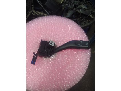 Ovládací pačka stěraču Škoda Octavia 2 1K0 953 519 C 1K0953519C