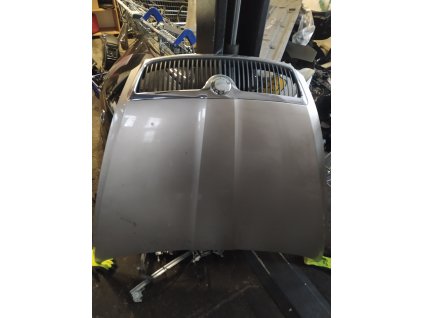 Přední kapota Octavia 2