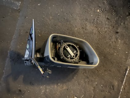 Vnější zpětné zrcátko práve Škoda Octavia 2