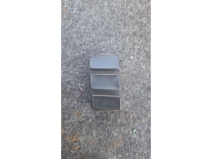 Krytka prázdných spínačů palubní desky Škoda Citygo 1S0 927 137 D 1S0927137D