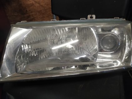 Levé přední světlo Octavia 1