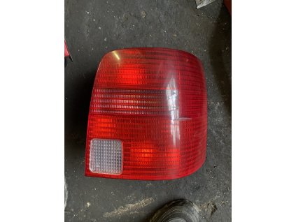 Zadní pravé světlo VW Passat B5 Combi 3B9 945 112 F 3B9945112F