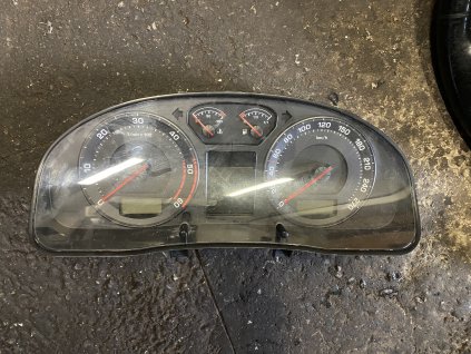 Budíky Škoda Superb 1 3U0 920 841 A 3U0920841A