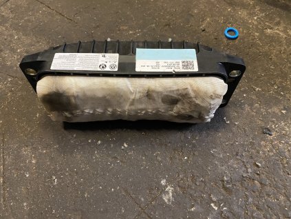 Airbag spolujezdce VW Golf V plus 5K0 880 204 A 5K0880204A