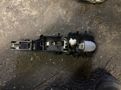 Vnější klika levých zadních dveří Renault Mégane II 8200028464 DX 8200028464DX