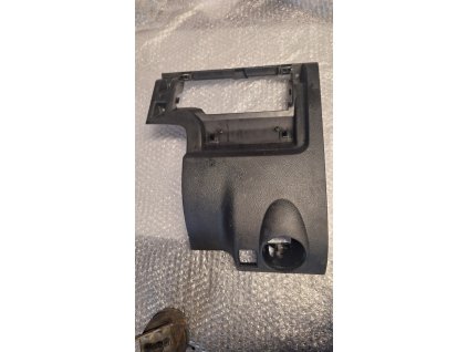 Díl palubní desky pod volantem VW Golf 5 plus 5M1858210B 5M1 858 210 B