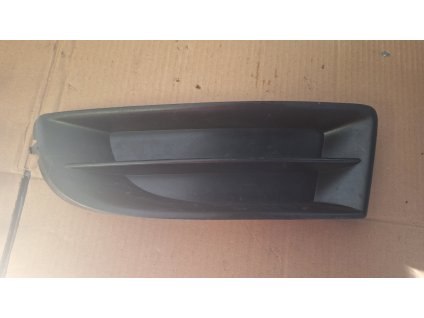 Krytka předního nárazníku levá Škoda Octavia 2 facelift 1Z0807367B 1Z0 807 367 B