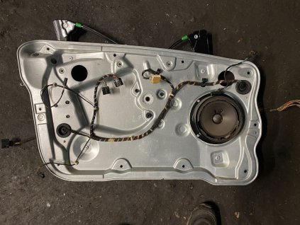 Stahovačka leva přední Škoda Fabia 1