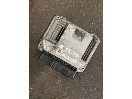 Řídicí jednotka motoru 045 906 013 A 045906013A