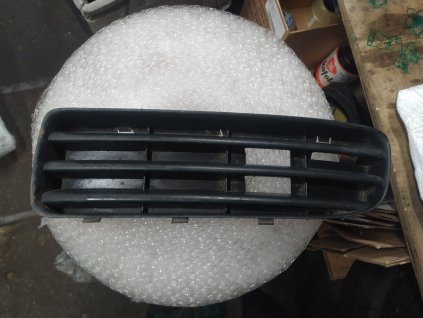 Krytka předního narazniku levá  Škoda Octavia 1 2001-2010 1U0 807 367 B 1U0807367B