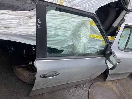 Dveře pravé přední Škoda Fabia 2