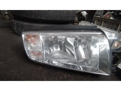 Přední leve světlo Škoda Fabia 1
