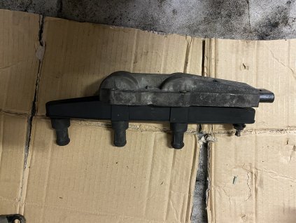 Zapalovací cívka 047 905 104 A 047905104A