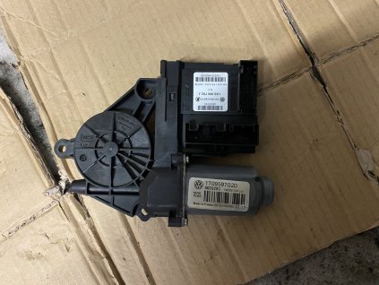 Motorek stahování oken VW Touran 1T0 959 702 D 1T0959702D 1K0 959 792 J 1K0959792J
