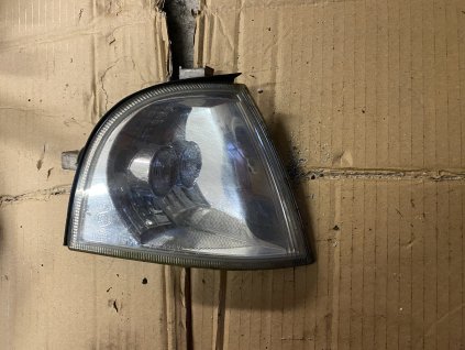 Blinkr pravý přední Škoda Octavia 1