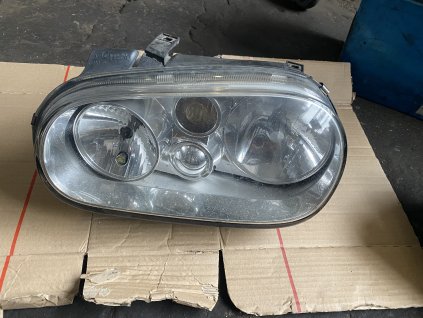 Přední levé světlo VW Golf IV
