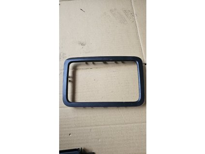 Rámeček autorádia Škoda Fabia 2 5J0858069 5J0 858 069