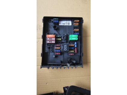 Pojistková skříň 1K0937125A 1K0 937 125 A