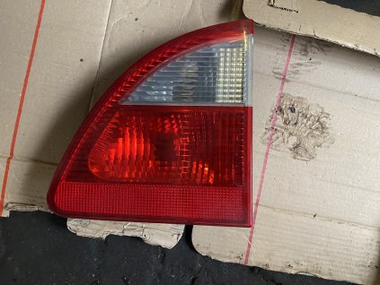 Zadní vnitřní světlo prave VW Sharan Ford Galaxy 7M5 945 112 A 7M5945112A