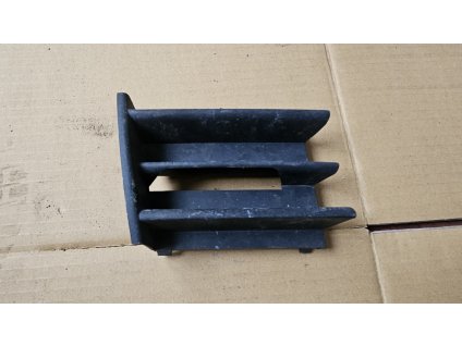 Krytka předního nárazníku pravá Škoda Octavia 2 1Z08536656 1Z0 853 6656