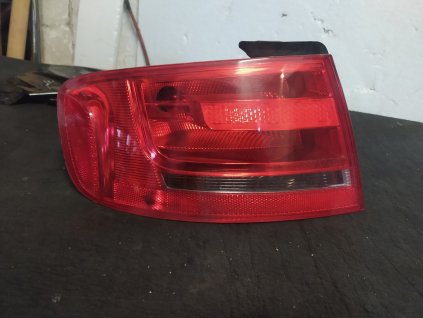 Zadní levé světlo Audi A4 B8 SEDAN 8K5 945 095 D 8K5945095D