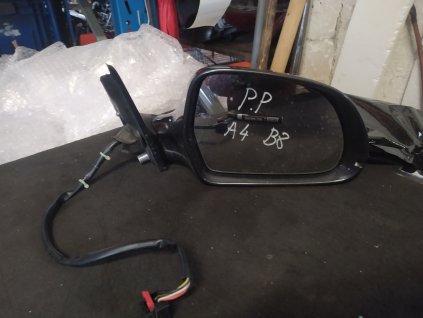 Prave přední zrcátko Audi A4 B8