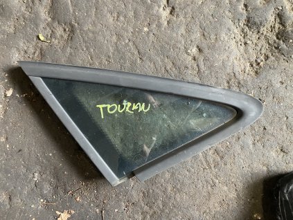 Sklo trojúhelníkové práve predni VW Touran