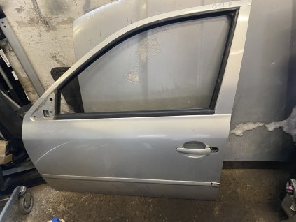 Dveře levé přední Škoda Octavia 1