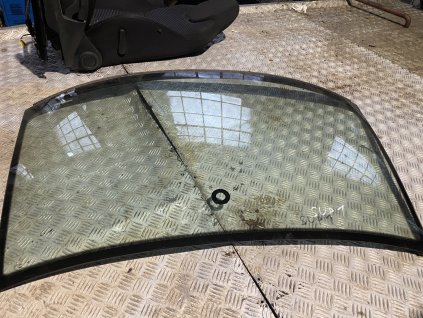 Čelní sklo Škoda Superb 1