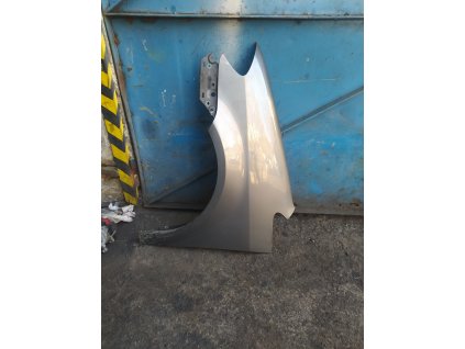 Levý přední blatník VW Touran