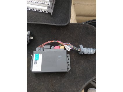 Komfortní jednotka 4B0 962 258 D  4B0962258D Centrální řídicí jednotka komfortní elektroniky Audi A6 C5