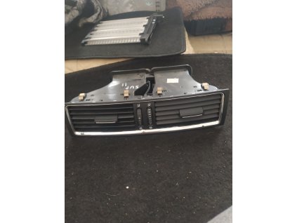Středové průduchy ventilace Škoda Superb 2 3T0 820 951 A 3T0820951A