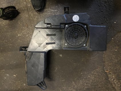 Subwoofer Audi A4 combi 8E9 035 38203S 8E903538203S