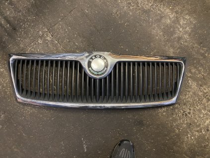 Přední maska Škoda Octavia 2 1Z0 853 668 1Z0853668