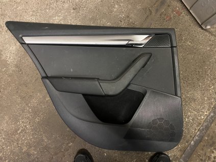 Tapecirung levý zadní sedan Škoda Octavia III 5E5 867 211 5E5867211