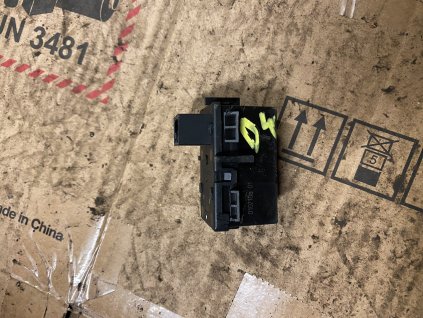 Spínač zapalování Audi A8 D4 4H0 909 131 4H0909131