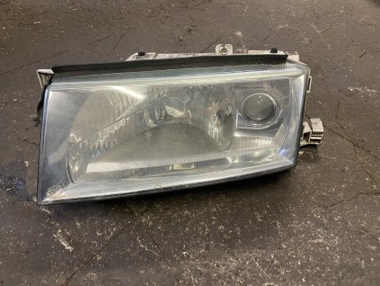 Přední levé světlo Škoda Octavia 1