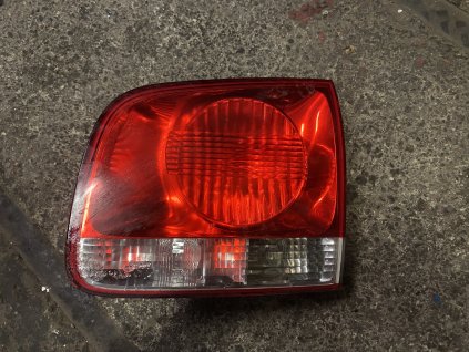 Zadní vnitřní práve světlo VW Touareg