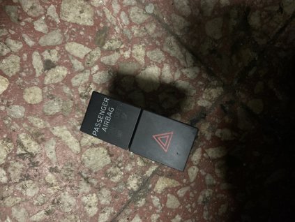 Spínač varovných světel a airbagu Škoda Octavia III 5E0 953 507 E 5E0953507E