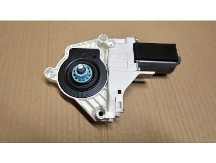 Motorek stahování okna levý přední Škoda Superb 2 8K0 959 801 A 8K0959801A